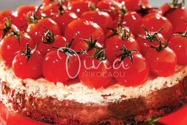 Cheesecake αλμυρό με με καραμελωμένα ντοματίνια