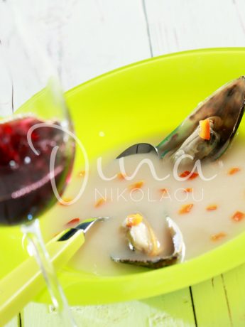 Σούπα βελουτέ με μύδια και τζίντζερ