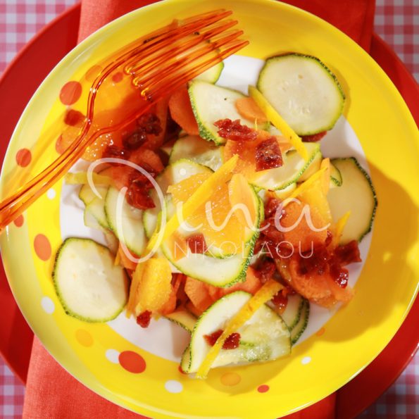 Salade de courgettes marinées à l'orange et au cumin