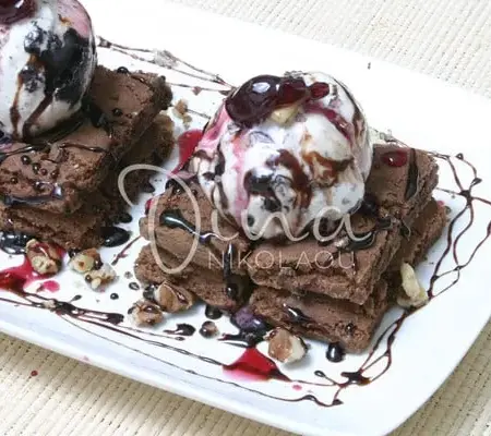 Brownies με παγωτό