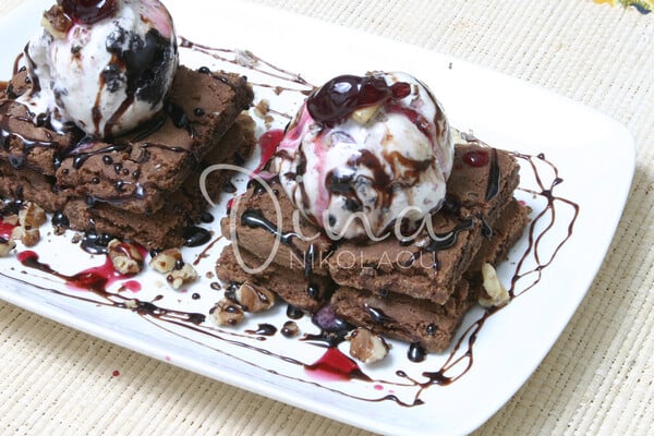 Brownies με παγωτό