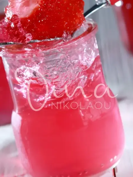 Τερίνα με Campari και φράουλες
