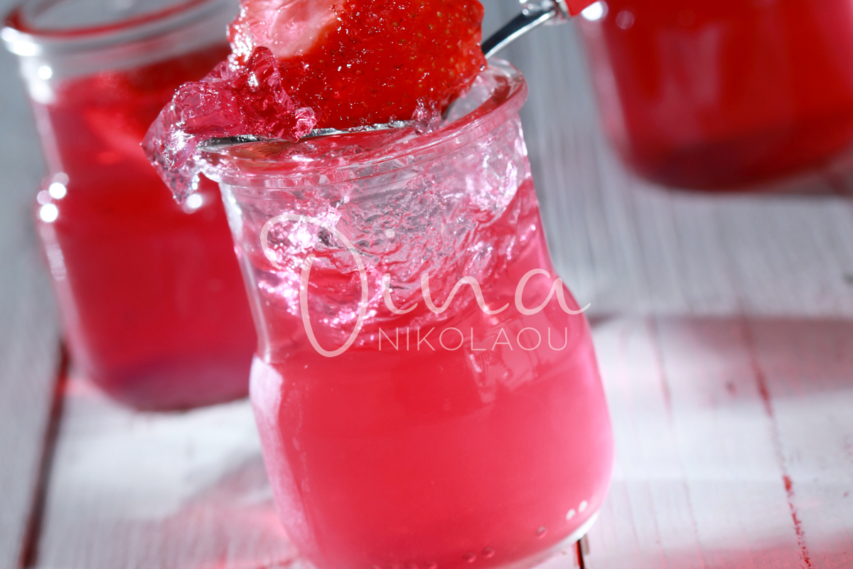 Τερίνα με Campari και φράουλες