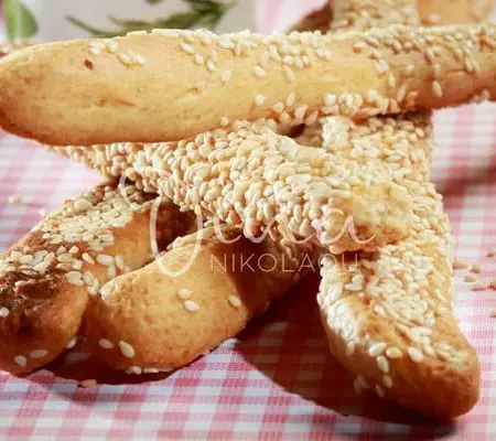 Κριτσίνια με σουσάμι