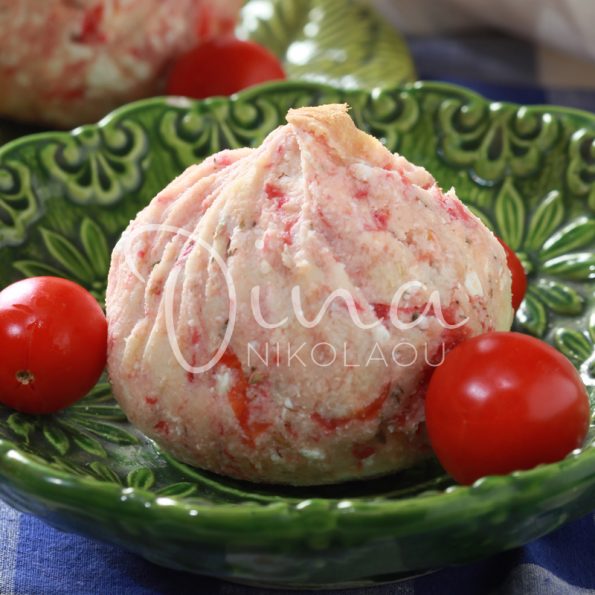 Букувала - Collatcio с сыром фета и помидорами