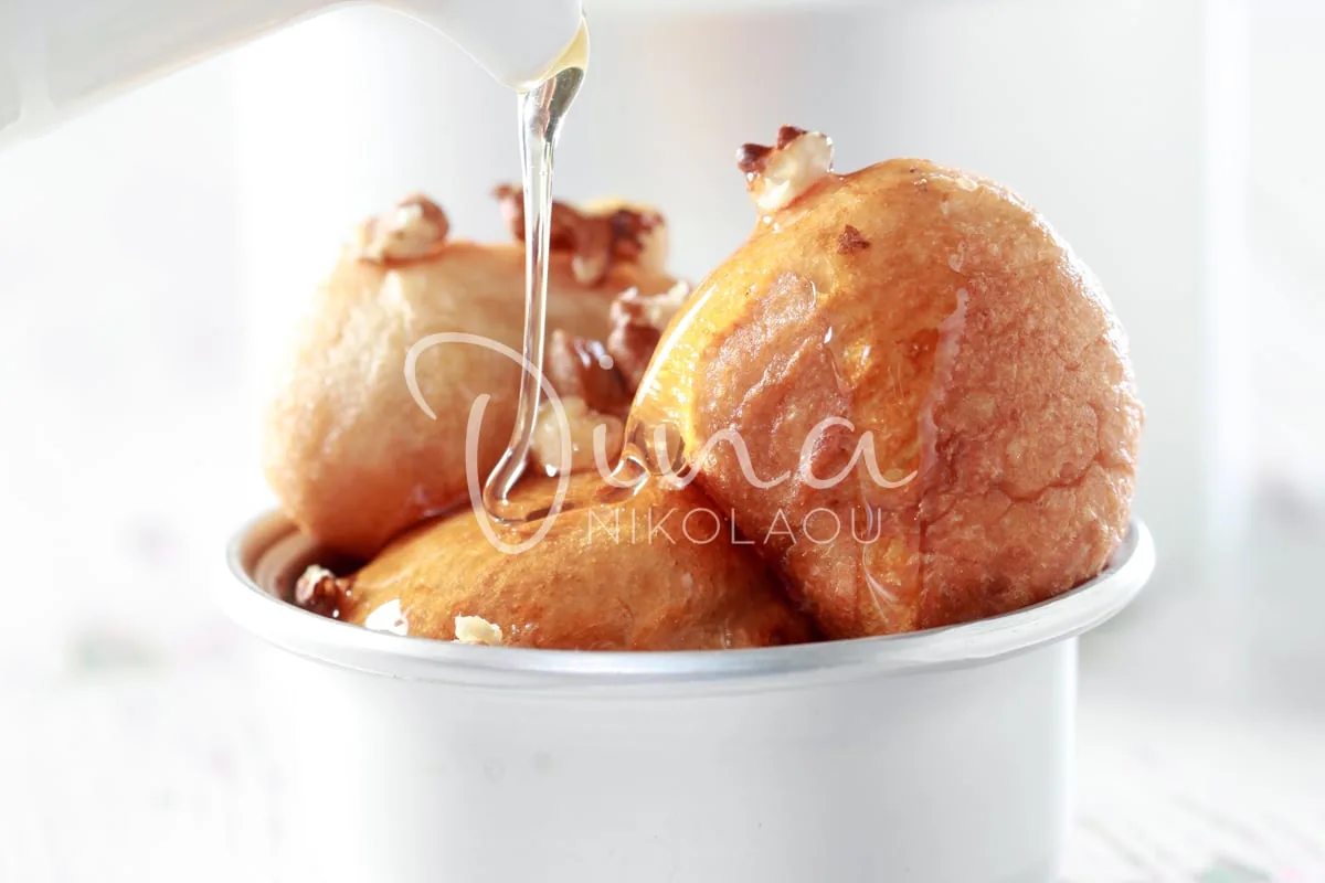Λουκουμάδες με μέλι