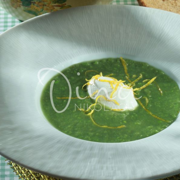 Суп с народной зеленью велюте