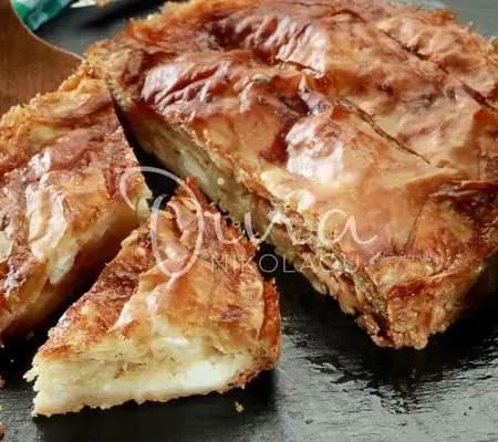 Τυρόπιτα αφράτη