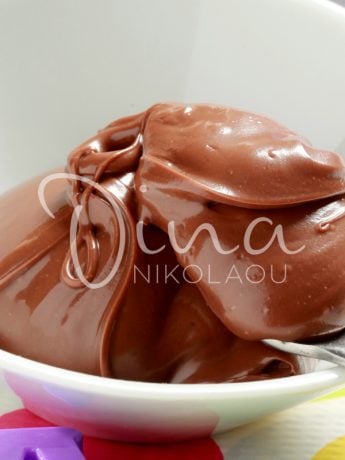 Πραλίνα σπιτική σοκολάτα-φουντούκι