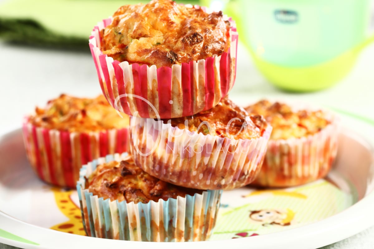 Muffins με λαχανικά και ανθότυρο