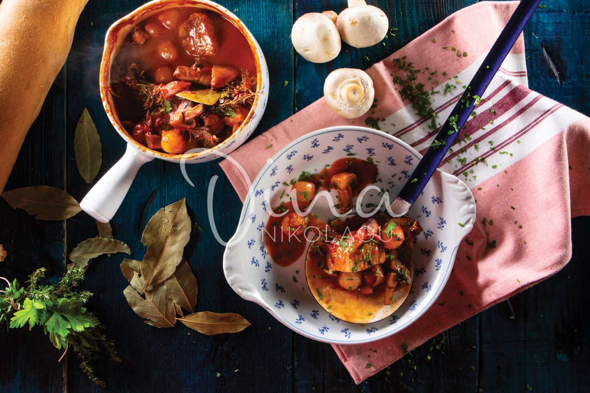 Μοσχαράκι bourguignon