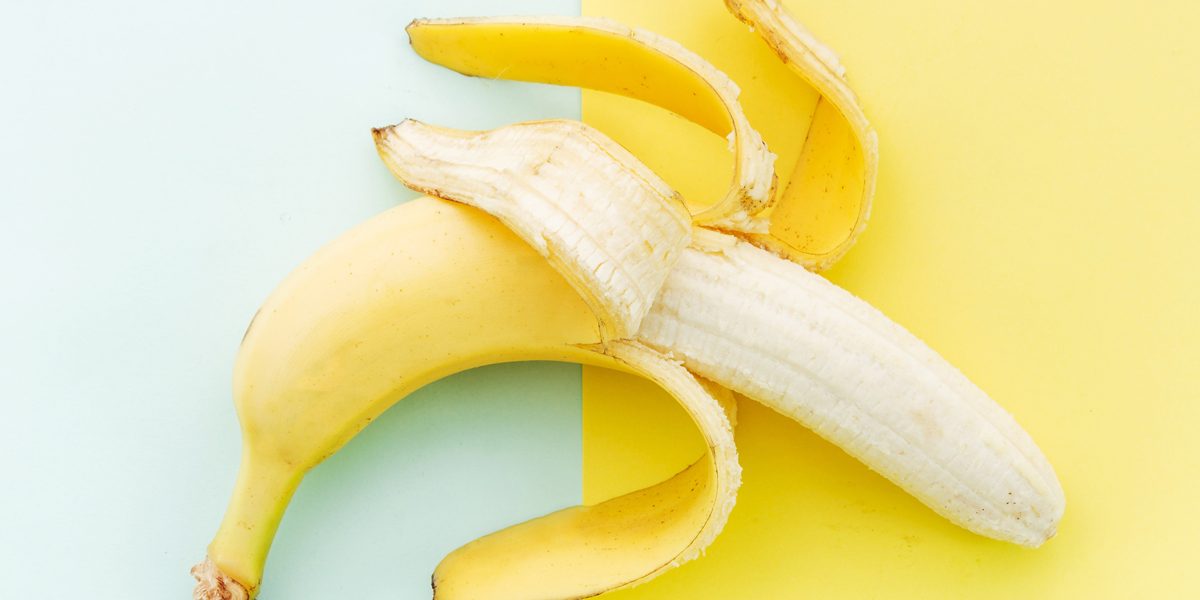 10 ασυνήθιστα πράγματα που μπορείτε να κάνετε με μια φλούδα μπανάνας
