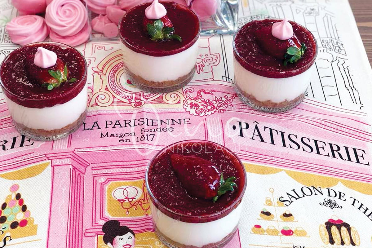 Cheesecake με άρωμα τριαντάφυλλο