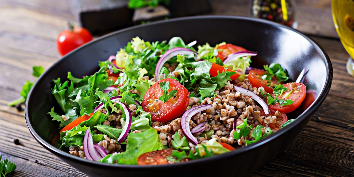 Rafraîchissez vos salades avec 10 petites astuces