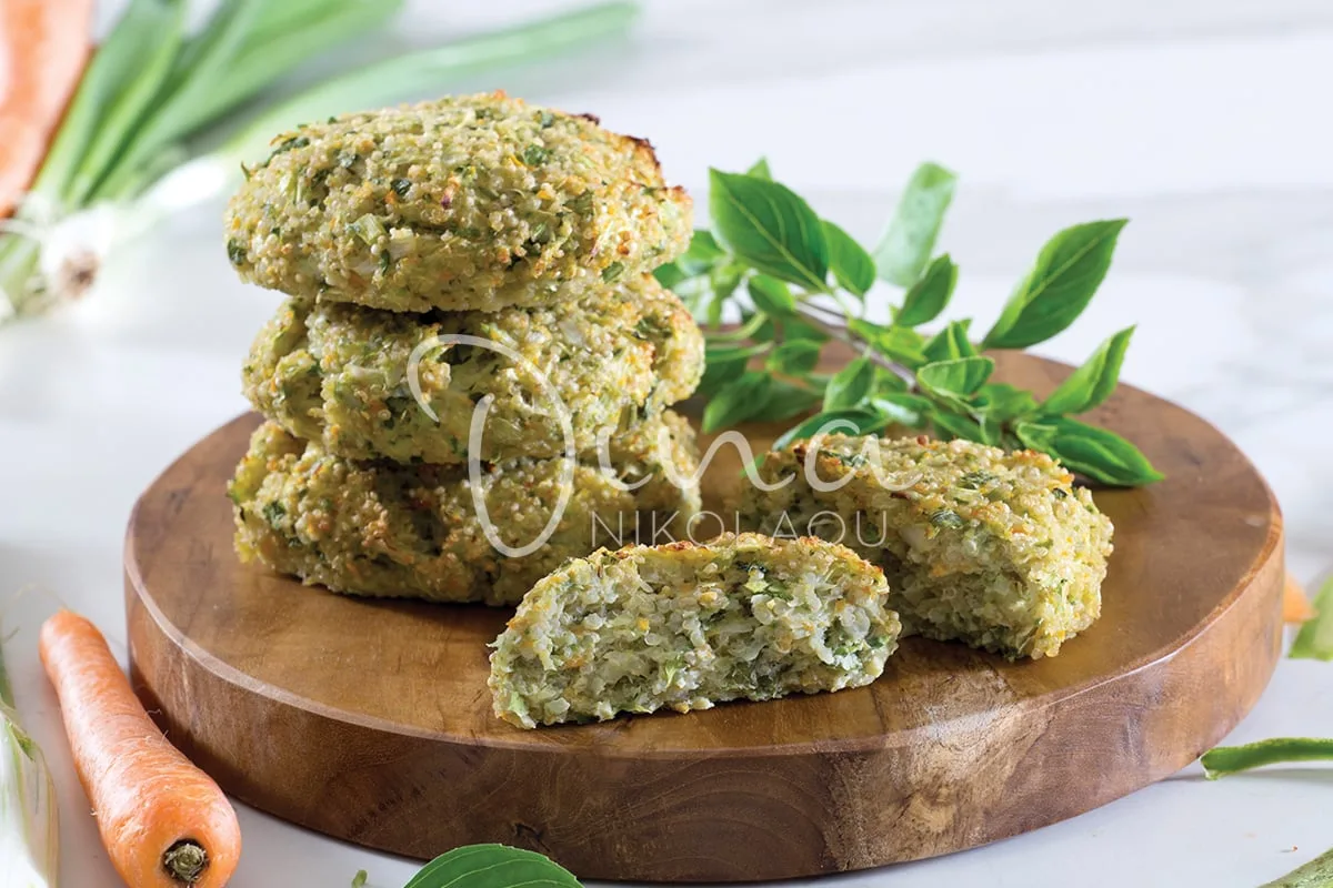 Μπιφτέκια με κινόα και λαχανικά