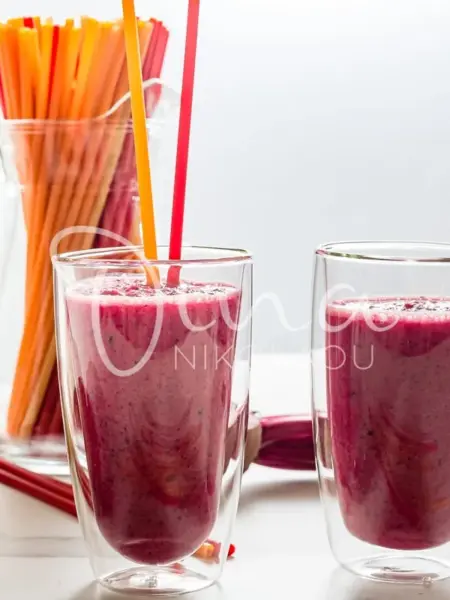 Smoothie με παντζάρι, μήλο και ταμπάσκο