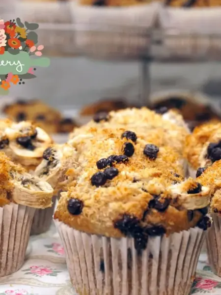 Muffins με μπανάνα, καρύδα και σοκολάτα