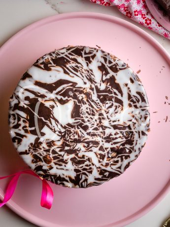 Cheesecake με δύο σοκολάτες