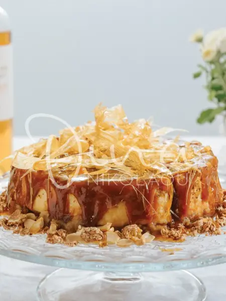 Cheesecake καραμέλα με σάλτσα butterschotch