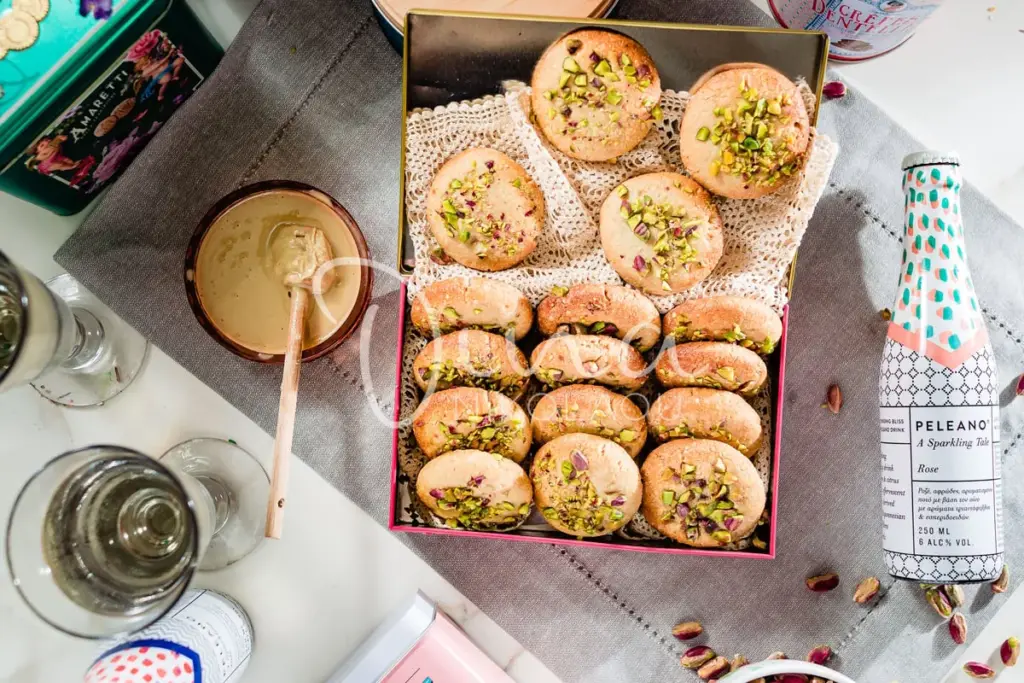 Μπισκότα vegan με αμύγδαλο και ταχίνι