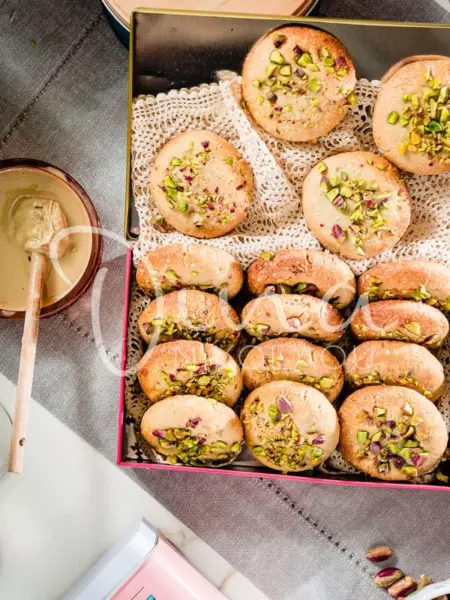 Μπισκότα vegan με αμύγδαλο και ταχίνι
