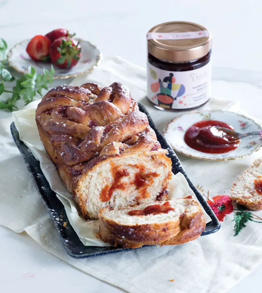 Babka με μαρμελάδα φράουλα