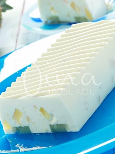 Γιαουρτογλυκό δροσερό με ανανά