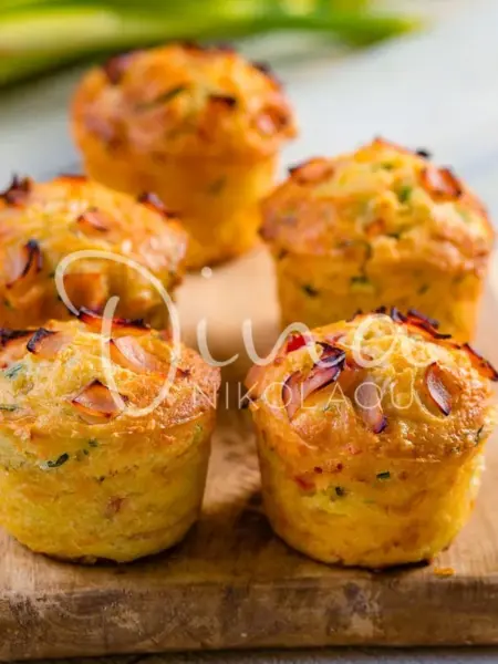 Muffins με φιλέτο κοτόπουλο και λαχανικά