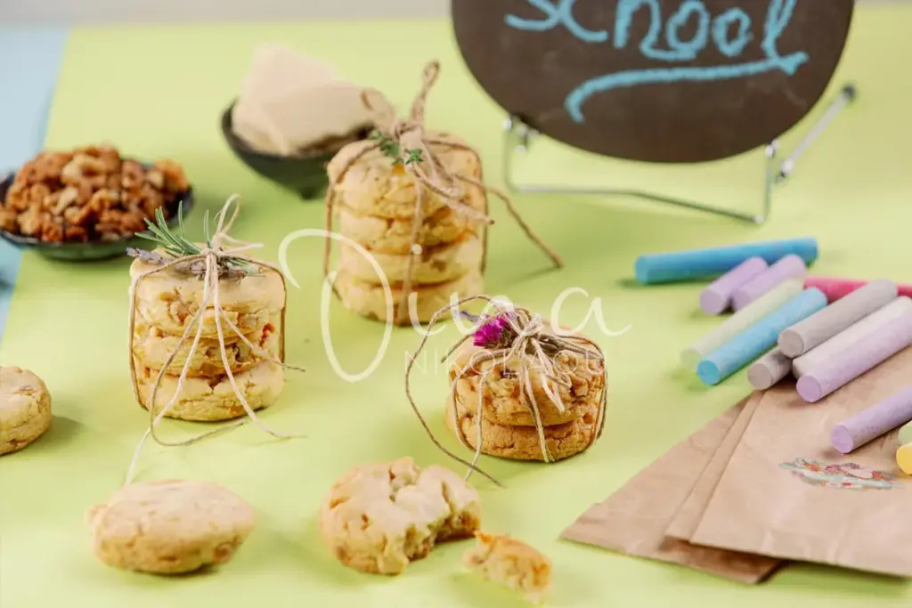 Cookies με λευκή σοκολάτα, καρύδια και αποξηραμένα φρούτα