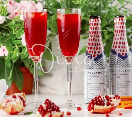 cocktail με ρόδι και peleano