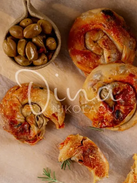 Ελιόπιτες με φινόκιο