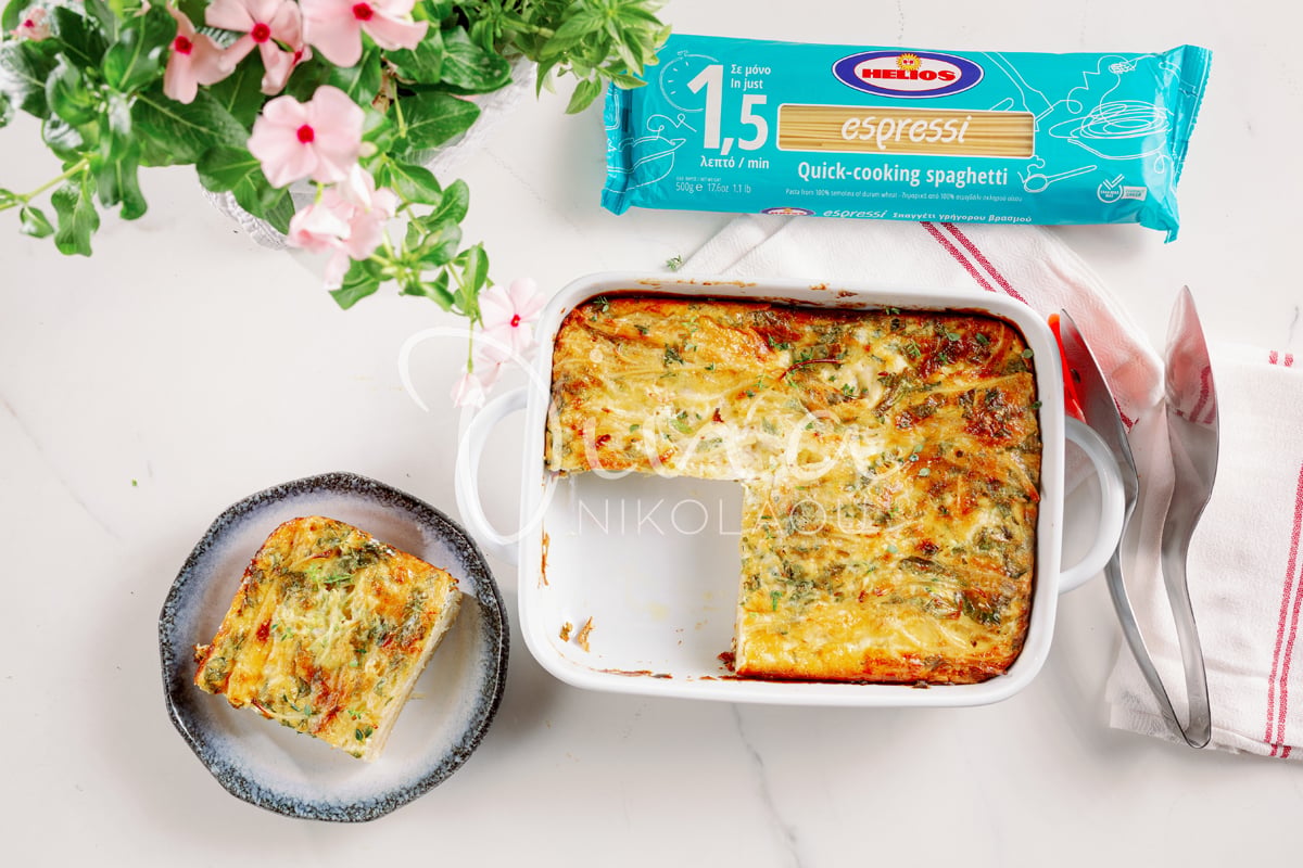 Fritata με σπαγγέτι espressi και κολοκύθι