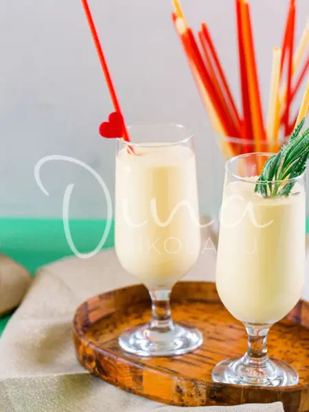 Smoothie με φραγκόσυκο, ανανά και μπανάνα