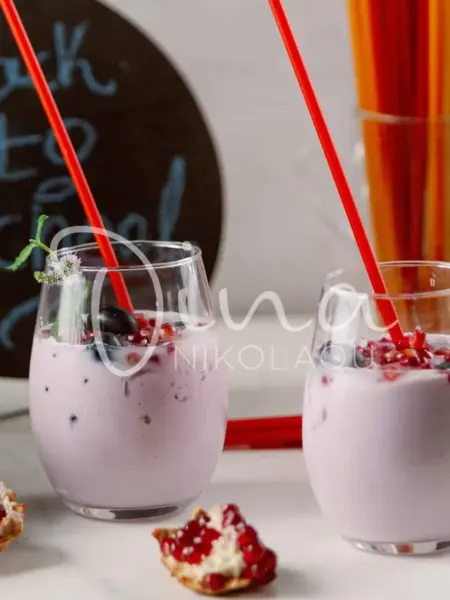 Smoothie με σταφύλι και ρόδι