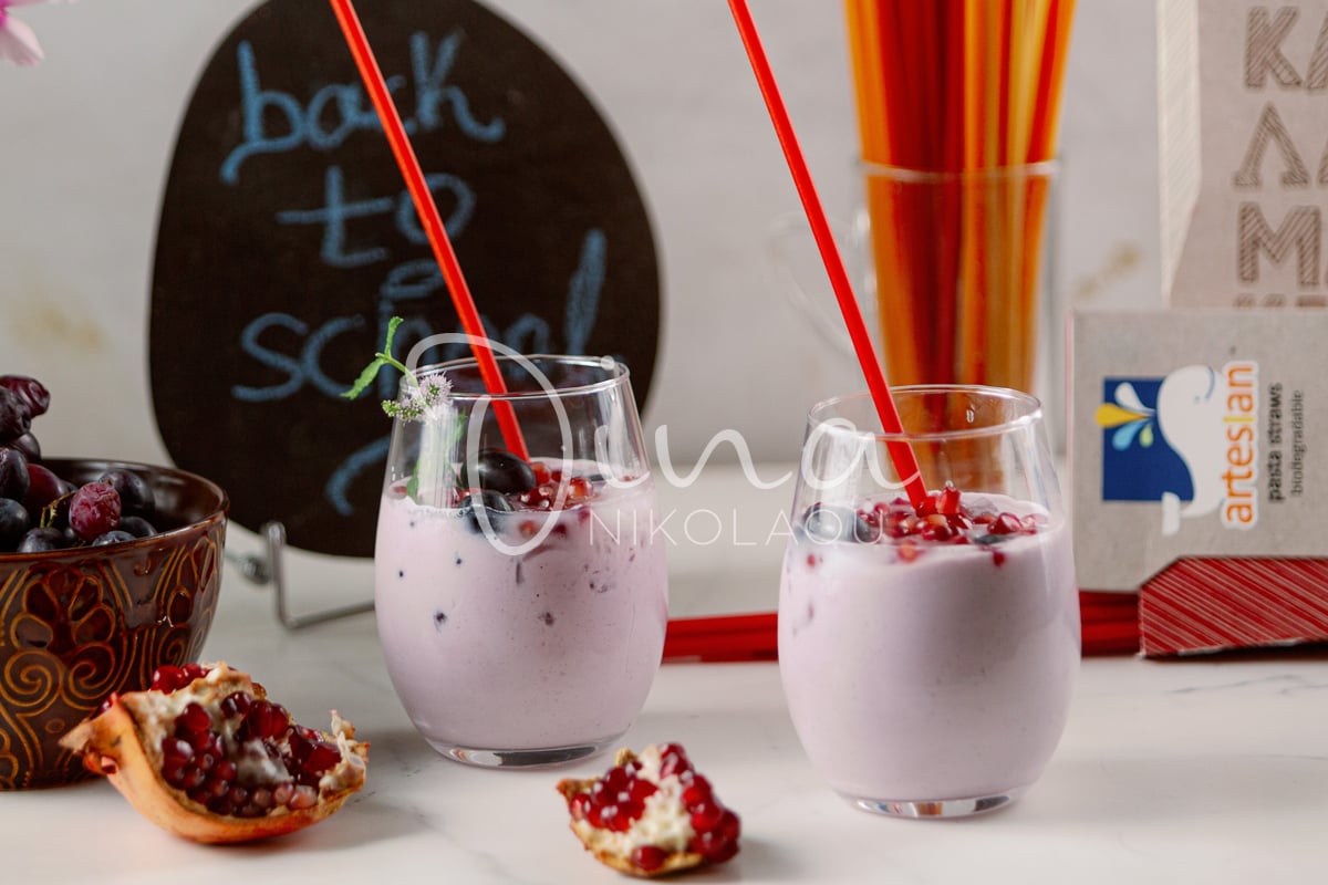 Smoothie με σταφύλι και ρόδι