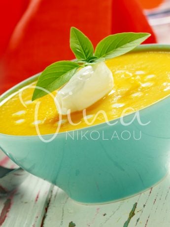 Καροτόσουπα με κανέλα και πορτοκάλι