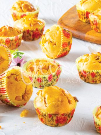 Muffins με κοτόπουλο και καλαμπόκι