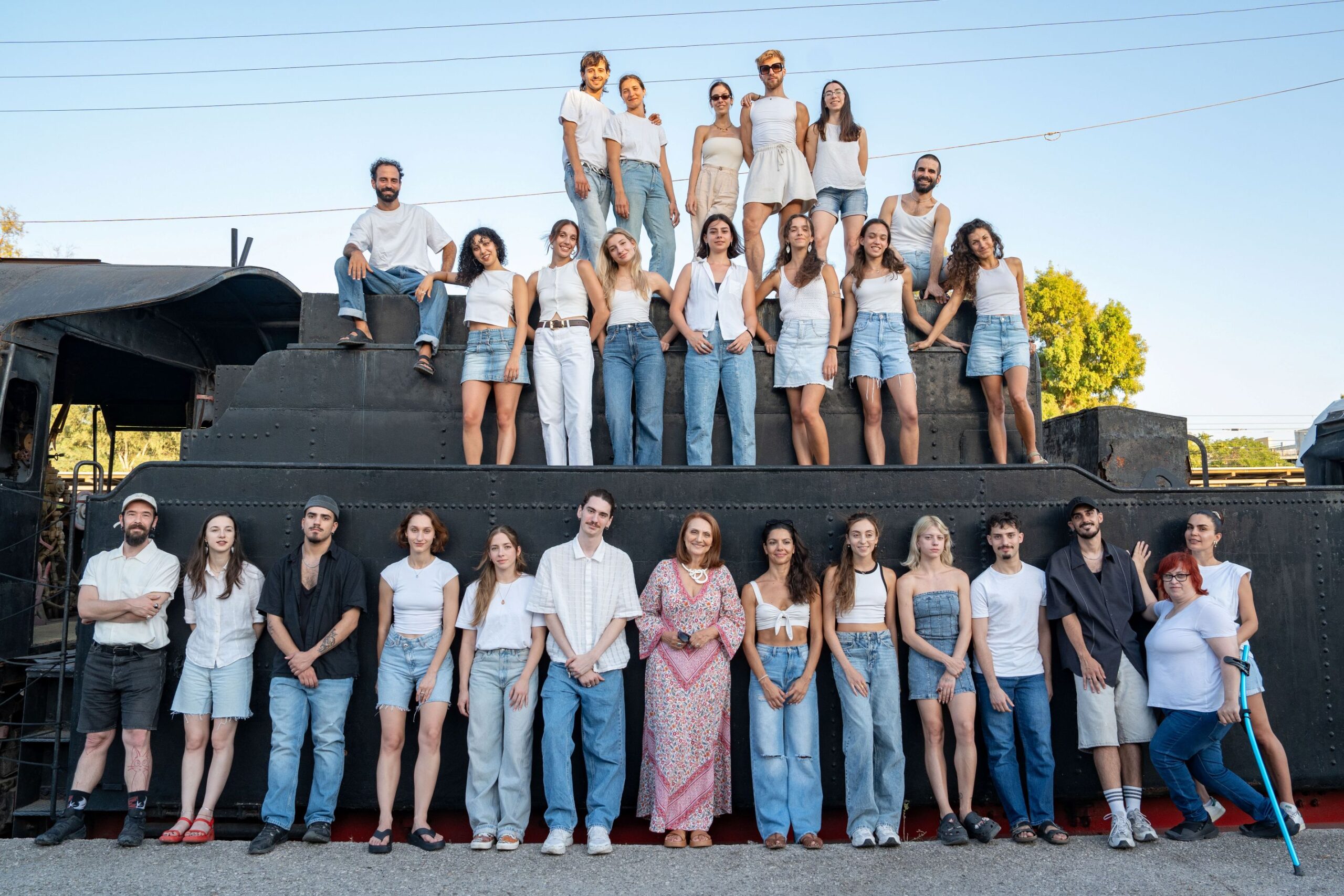 6ο Φεστιβάλ Σύγχρονου Χορού «Compartments Dance Project» στην Αμαξοστοιχία-Θέατρο το Τρένο στο Ρουφ, 21/09 - 05/10