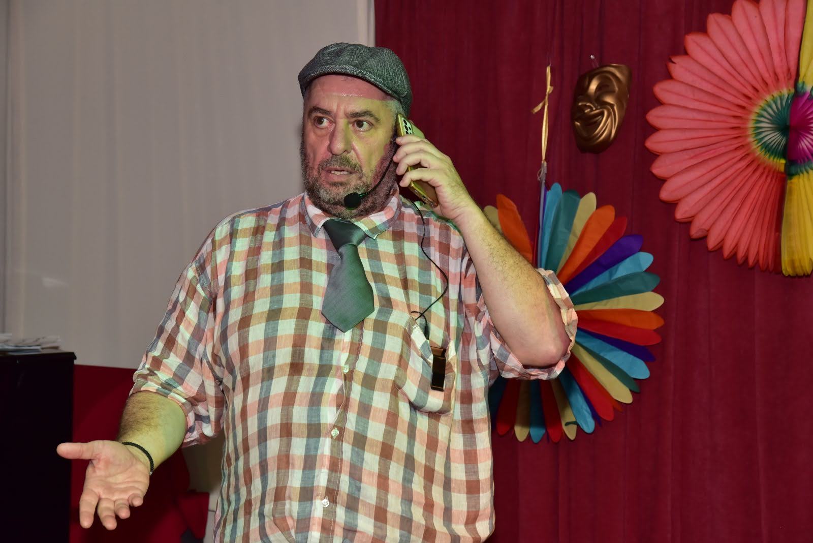 STANDUPCOMEDY: ‘ΡΙΖΙΛ ΓΙΝΙΚΑΜΙ’ με τον Κώστα Γόνη