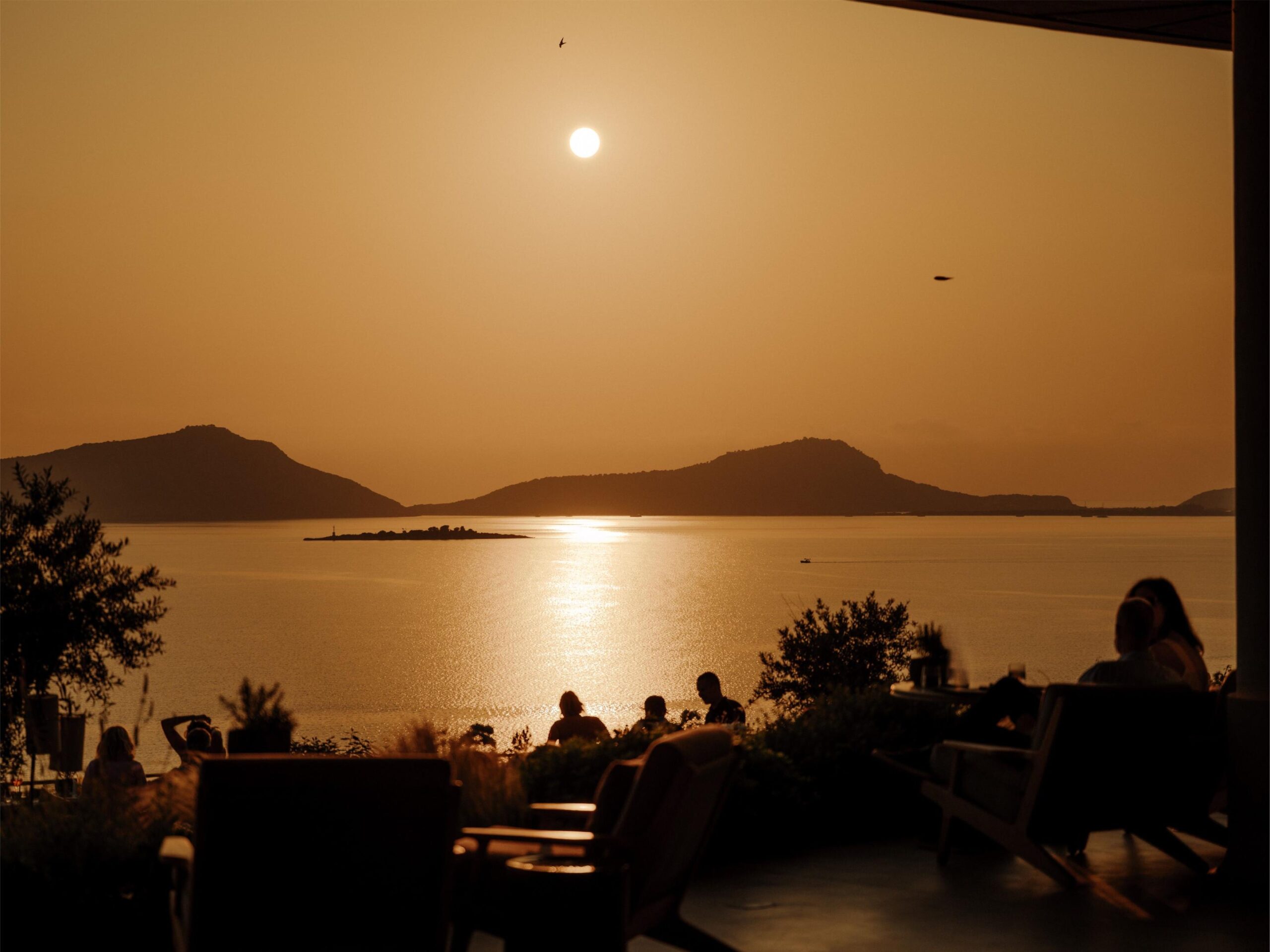 Mandarin Oriental, Costa Navarino και LINE Athens επαναπροσδιορίζουν την τέχνη του fine drinking 