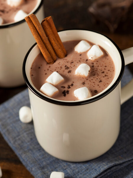 Ζεστή σοκολάτα με marshmallows